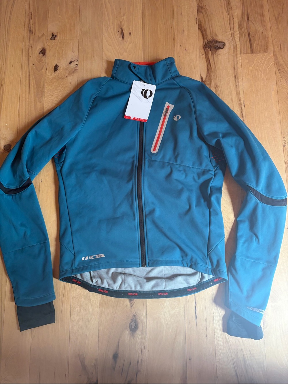 Pearl Izumi soft shell jacket